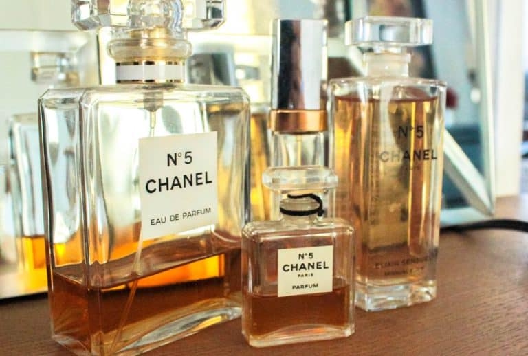 Parfum vs Eau de Parfum: 9 Key Differences You Should Know! - StyleUp HQ