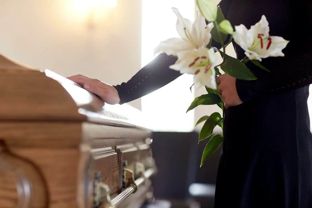 Should You Wear Perfume to a Funeral? [Is it Appropriate?]