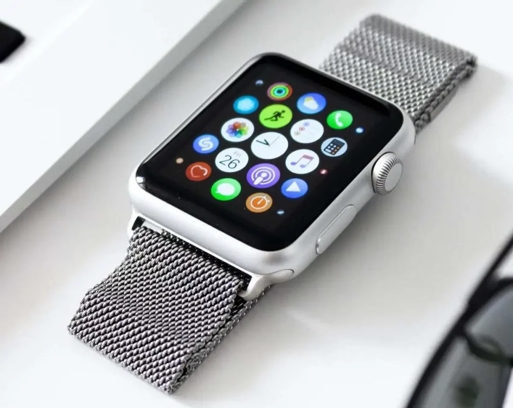 Does Apple Watch Come with a Band? [Here’s What to Know!]