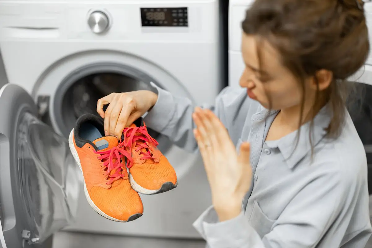 Can Shoes Be Washed in a Washing Machine? [Full Guide!]